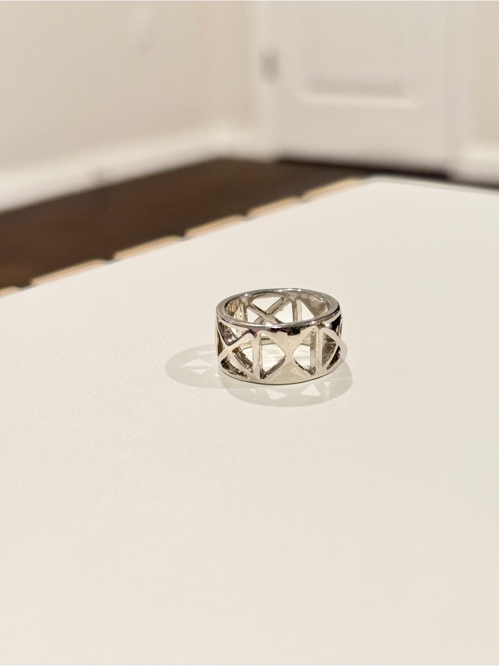 Silver Tone Geometric Cutout Band Ring Wide Minimalist Size 6